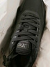 特步女子跑步鞋运动鞋冬季新款革面防泼水轻便减震休闲女跑鞋黑色 实拍图