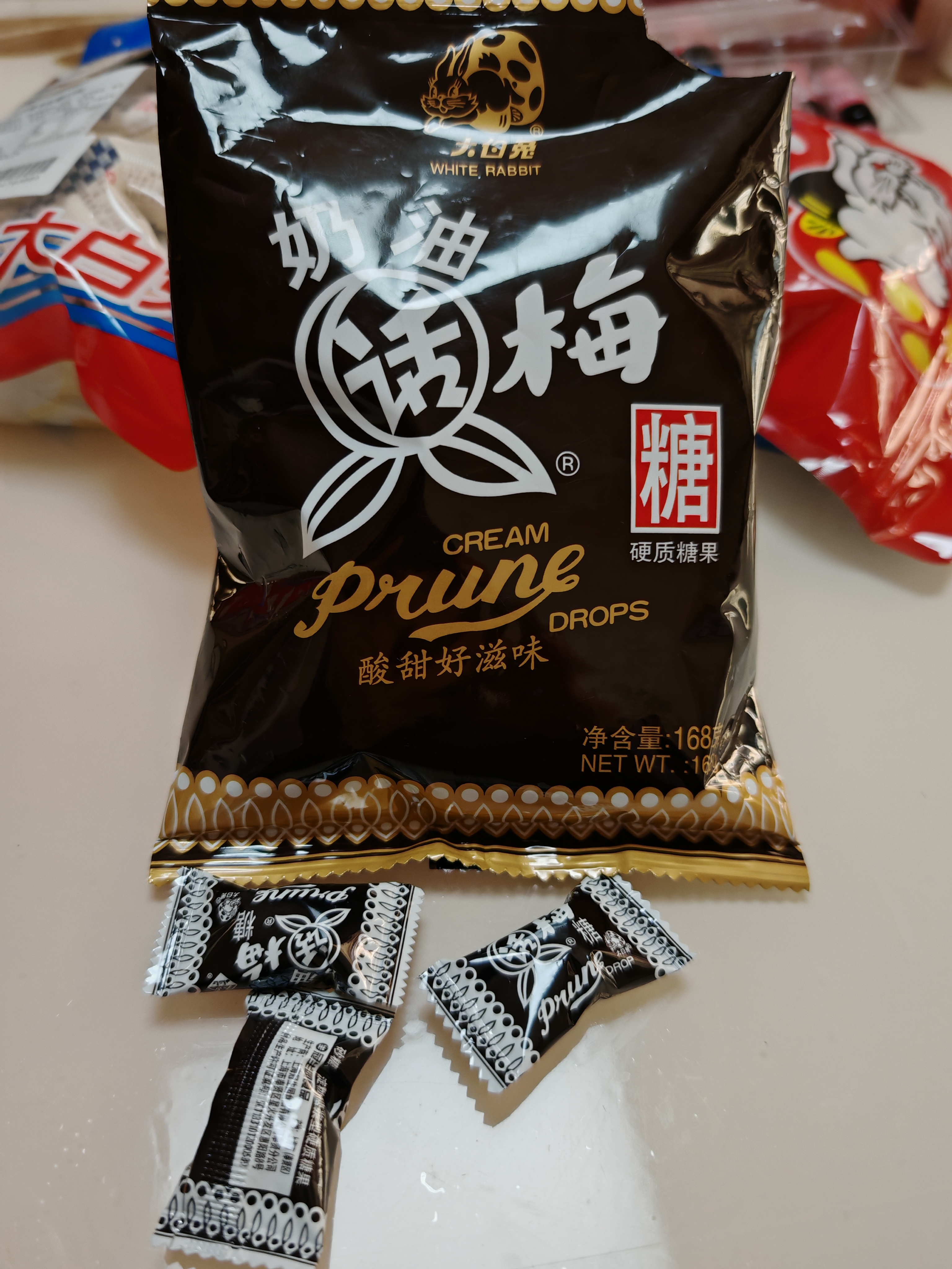 大白兔枕式话梅糖168g 奶油话梅糖 酸甜解馋 婚庆喜糖 休闲零食 实拍图