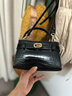 CHARLES&KEITH鳄鱼纹凯莉包手提斜挎婚包包女包生日礼物新年礼物CK2-50270880-1 Black黑色 S 实拍图