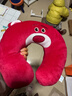 【京东物流】草莓熊u型颈枕迪士尼同款抱枕抱抱龙u型颈枕护颈枕 【爆款经典】草莓熊 实拍图