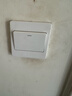 公牛（BULL）开关插座 G07系列 一开双控开关 86型面板G07K112C 象牙白 暗装 实拍图