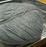 三利上海三利羊绒线正品100%纯山羊绒线毛线团中粗手编织毛衣围巾diy 09白灰【今日下单买一送一】 100%山羊绒 实拍图