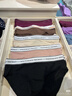 维多利亚的秘密 维密LOGO腰带舒适无缝抗菌比基尼包臀女三角内裤马年本命年 54A2黑色-字母款 11262532 1条 S 实拍图