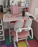 忆瞳儿童学习书桌椅套装多功能可升降中小学生桌椅子写字桌家用课桌 星梦家Max粉 -环保桌面＋追背椅 实拍图