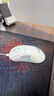 ROG月刃2RGB 无线三模 游戏鼠标 AimPointPro传感器 支持无线8K 轻量化设计 三区RGB灯效 月耀白 实拍图