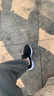 耐克NIKE男子跑步鞋REVOLUTION 7运动鞋FB2207-001黑白42 实拍图