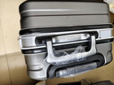 花瞳铝框行李箱男士商务次日达小型拉杆箱学生耐用皮箱女可坐人密码箱 深灰色【升级加厚充电铝框款】 20英寸 -登机箱-手提上飞机手拉箱 实拍图