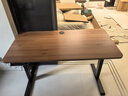 喜米莱【热卖款式】电动升降桌电脑电竞桌台式学习书桌实木办公直播桌子 【单电机】胡桃色+黑腿18mm桌面 长120宽60高75cm 实拍图