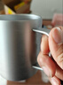 京东京造不锈钢双层保温桌面马克杯420mL 户外露营水杯 304咖啡杯银灰色 实拍图