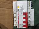 德力西电气空开断路器空气开关漏电保护器DZ47sLE 4P 32A 实拍图
