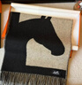 爱马仕（HERMES）男女同款双色保暖编织羊绒流苏26年新款马头围巾情侣款38节送礼 H254043S-01黑色 30*140cm 实拍图