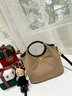 viney新款手提包包女包轻奢斜挎包高级感生日新年礼物送女友老婆 【卡其色】实用高档单肩包 小众品牌时尚百搭休闲洋气水桶包 实拍图