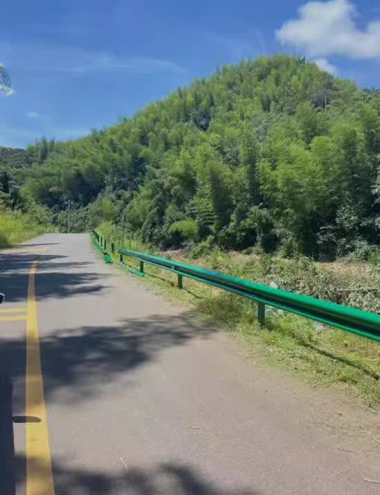 拉瑞斯公路波形护栏喷塑高速双波护栏板热镀锌乡村路防撞栏杆隔离栏厂家 支持图纸定制 实拍图