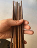 京东京造 筷子 家用食品接触级餐具无漆无蜡鸡翅木【超长火锅筷】42cm*2双 实拍图