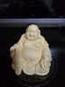 戴玉堂 陶瓷弥勒佛车载摆件办公室桌面装饰品工艺品汽车车内中控台摆件 D34-35A 捻珠布袋弥勒 描金 配防滑垫 实拍图