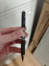 得力（deli）S01中性笔签字笔 0.5mm子弹头经典办公按动笔水笔 S01升级大容量长续航 黑色12支/盒 33388S 实拍图