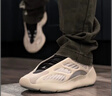 阿迪达斯YEEZY 700异形夜光椰子青少年学生运动鞋FW4980 37码 实拍图