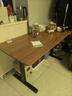 喜米莱【热卖款式】电动升降桌电脑电竞桌台式学习书桌实木办公直播桌子 【单电机】胡桃色+黑腿18mm桌面 长140宽70高75cm 实拍图