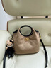 viney新款手提包包女包轻奢斜挎包高级感生日新年礼物送女友老婆 【卡其色】实用高档单肩包 小众品牌时尚百搭休闲洋气水桶包 实拍图
