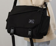 回力（Warrior）斜挎包男士挎包男女潮牌大容量单肩包学生情侣休闲运动小背包邮差 黑色【带太空人挂件】 实拍图
