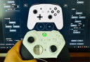 微软（Microsoft）Xbox无线游戏手柄 Elite 2精英2代二代 白色青春版 无线控制器 蓝牙 PC/平板/手机 Steam 明末 实拍图