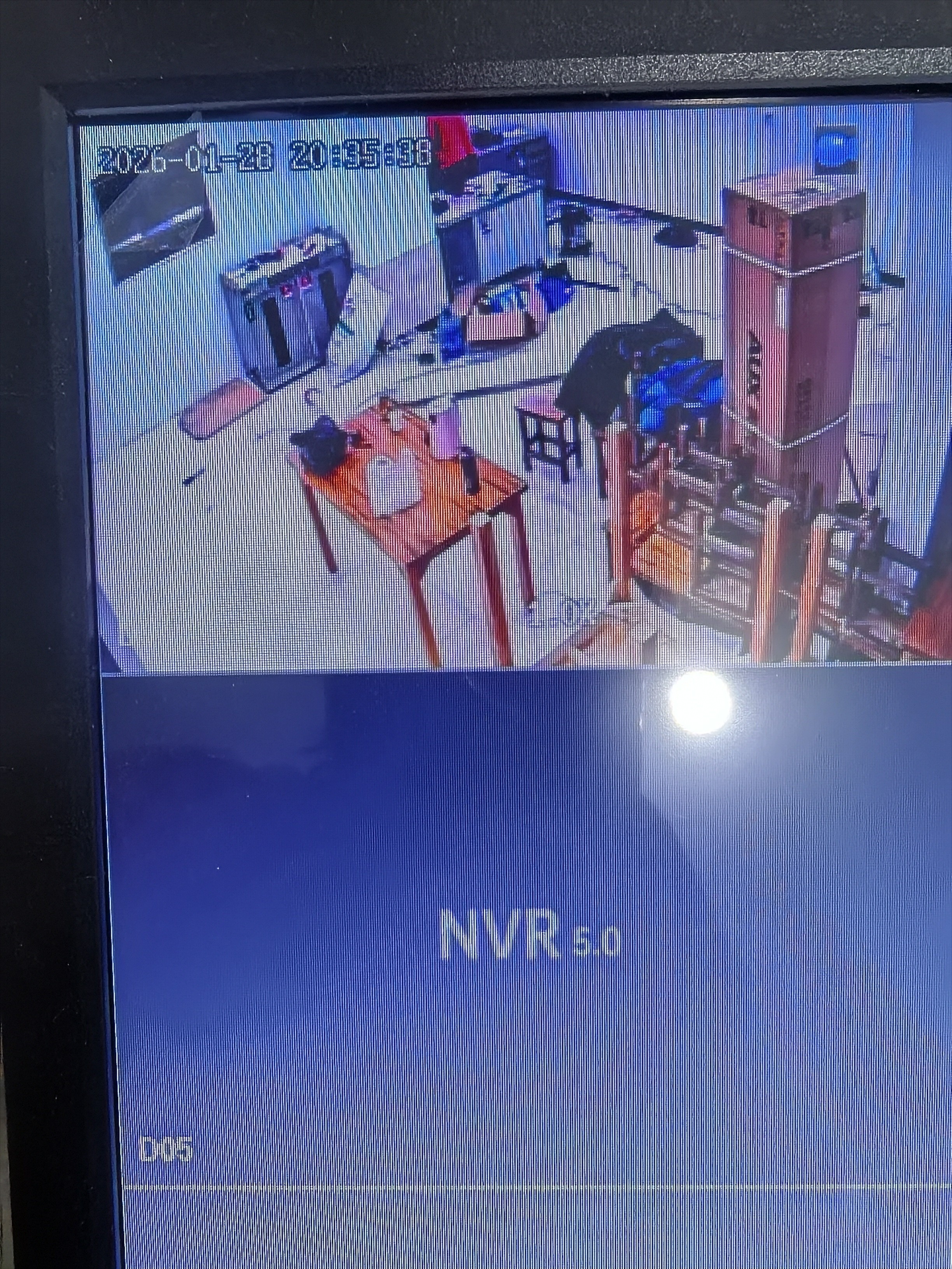 镭威视500万高清夜视POE摄像头手机远程高清设备工厂仓库商用商铺超市监控套装全套设备摄像头室外防水 热销【500万】4路套装+送显示屏 推荐【95%客选】选1T硬盘免费升级2T 实拍图