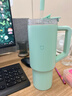 小米吸管保温杯 大容量冰霸杯 巨无霸水杯 316L不锈钢保冷杯 1L青柠绿 实拍图