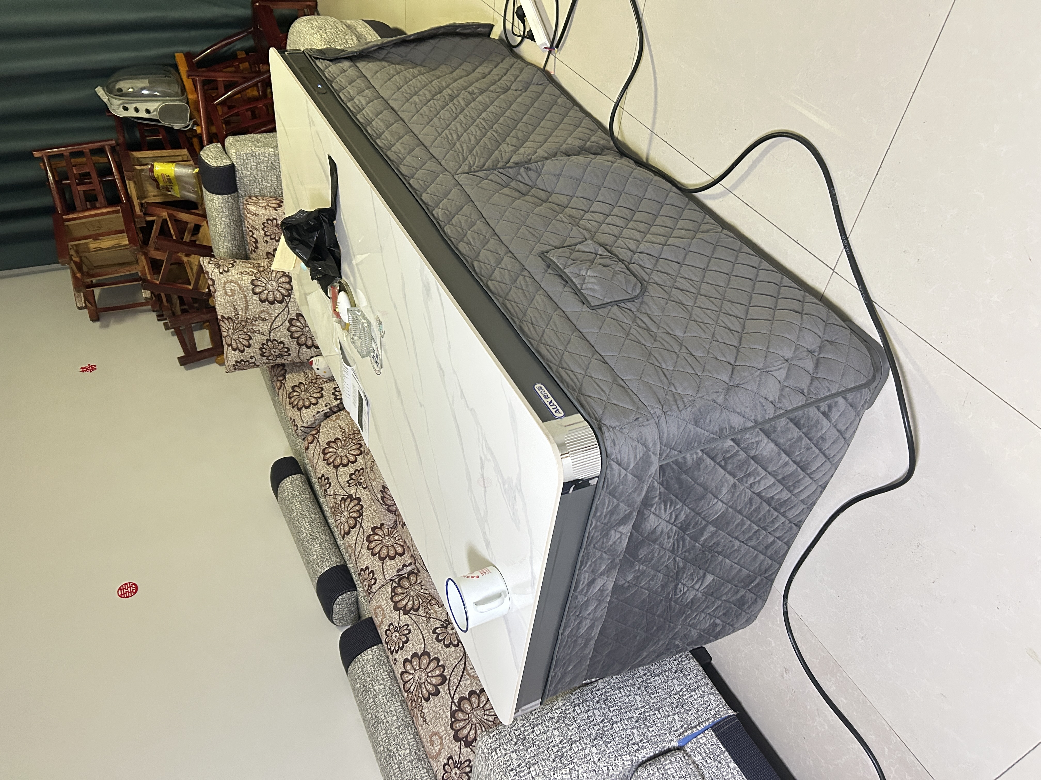 奥克斯取暖桌电热茶几长方形烤火桌家用新款带移动多功能餐桌烤火炉电暖炉升降烤火茶几电烤桌烤火电暖桌 奢华款1.8m （脚轮+桌面升降）陨石灰 电磁炉 烘衣 四脚发热+植绒防烫+智能声控+手机小程序 实拍图