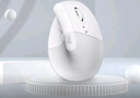 罗技（Logitech）Lift人体工学鼠标 垂直鼠标 小手鼠标 无线蓝牙鼠标 3台设备秒切换 带Logi Bolt接收器 白色 实拍图