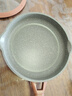 苏泊尔（SUPOR）有钛平底锅不粘锅 抗菌率99.9%星星石有钛耐磨煎锅24cmEJ24AKJ01 实拍图