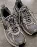 耐克男子 运动休闲鞋NIKE V2K RUN运动鞋HJ4497-002银灰 42.5 实拍图
