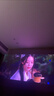 虾皮 投影幕布电动家用遥控自动升降高清4K抗光壁挂办公投影机幕布客厅卧室家庭影院投影布投影仪幕布 灰玻纤 84吋4:3电动遥控【航空双插，双向通电】 实拍图