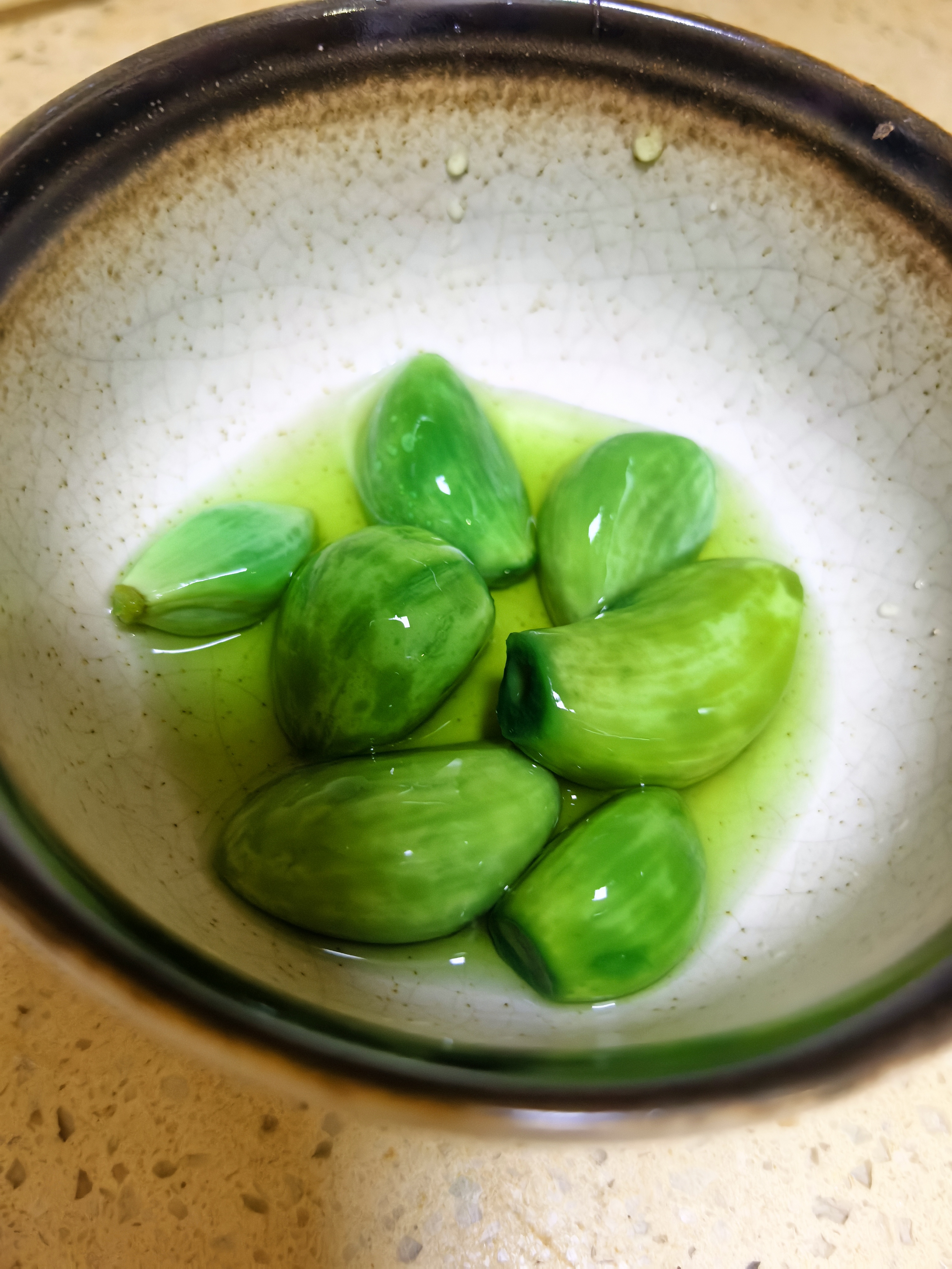 萌鲜赞正宗山东翡翠腊八蒜醋泡大蒜绿蒜头批发腌制咸菜下酒菜整箱商用 【精品袋装 加量不加价】2斤装 实拍图