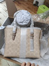 蔻驰（COACH）【品牌直供】女士MOLLIE中号斜挎手托特包CV965新年情人节礼物 实拍图