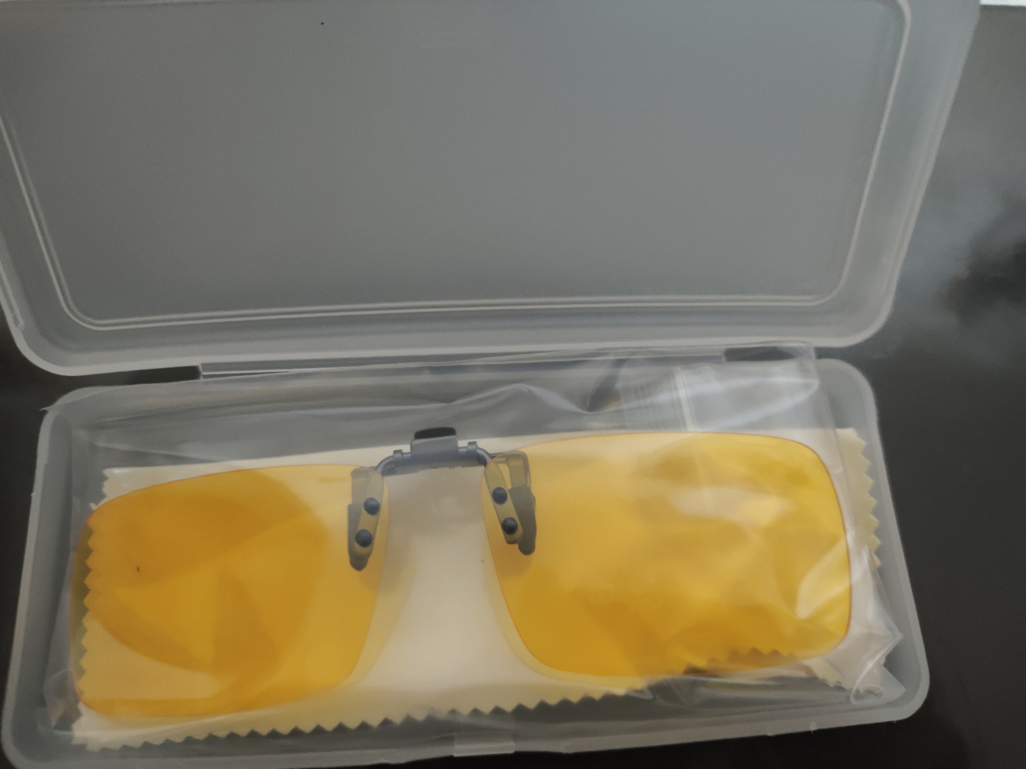 毕亚兹近视夹片偏光夜视眼镜司机开车驾驶护目专用防眩光紫外线男女通用 实拍图