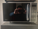 美的（Midea）家用微波炉 小型平板式高效速热20升 智能菜单 一键解冻杀菌除味  大平板底盘易清洁 宝宝辅食菜单 M2C 实拍图