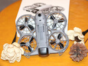 大疆（DJI）Neo2 无人机 掌上Vlog 全向避障飞行相机 新手入门级 mini型手机语音遥控飞机 4K高清旅行航拍器 DJI Neo 2 畅飞套装（无需遥控器） 一年版随心换（99元） 标配 实拍图