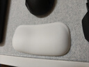 SANWA SUPPLY 人体工学果冻硅胶腕托 鼠标垫护腕 纯色手腕垫手托 柔软可水洗 游戏办公 W 白色 实拍图