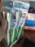 DARLIE(原黑人)进口备长炭双重软毛护龈牙刷12支弹力刷柄舌苔刷 便携装 实拍图