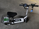 绿源【向往的生活推荐品牌】电动滑板车锂电池便携可折叠电动车成人两轮代步车迷你电动车 48V/白色/130-150里/800W/智能AI/带座 实拍图