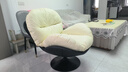 雅即（YAJI）北欧风单人沙发椅旋转蛋壳椅子懒人沙发客厅卧室家用轻奢休闲躺椅 高级黑拼白色【公仔棉】 360°旋转【承重力强 】 实拍图