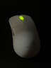 ROG龙鳞Ace Mini 无线三模游戏鼠标 AimPointPro光学传感器 专业电竞手型 支持无线8K轻量化49g月耀白 实拍图