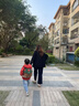 zoy zoii幼儿园书包男女孩便携可爱儿童书包出游背包双肩包儿童节礼物 【欢乐苹果树】全新礼盒包装 M+（适合3-8岁） 实拍图