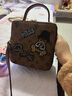 BAIZILI品牌真皮包包女包2025新款轻奢复古刺绣高级感时尚卡通单肩小方包 拼色/布标（专柜礼盒套装） 实拍图