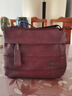 瑾安（JINAN）真皮女包斜挎包包牛皮软皮百搭中年妈妈包情人节三层单肩包女士包 酒红色小号 实拍图
