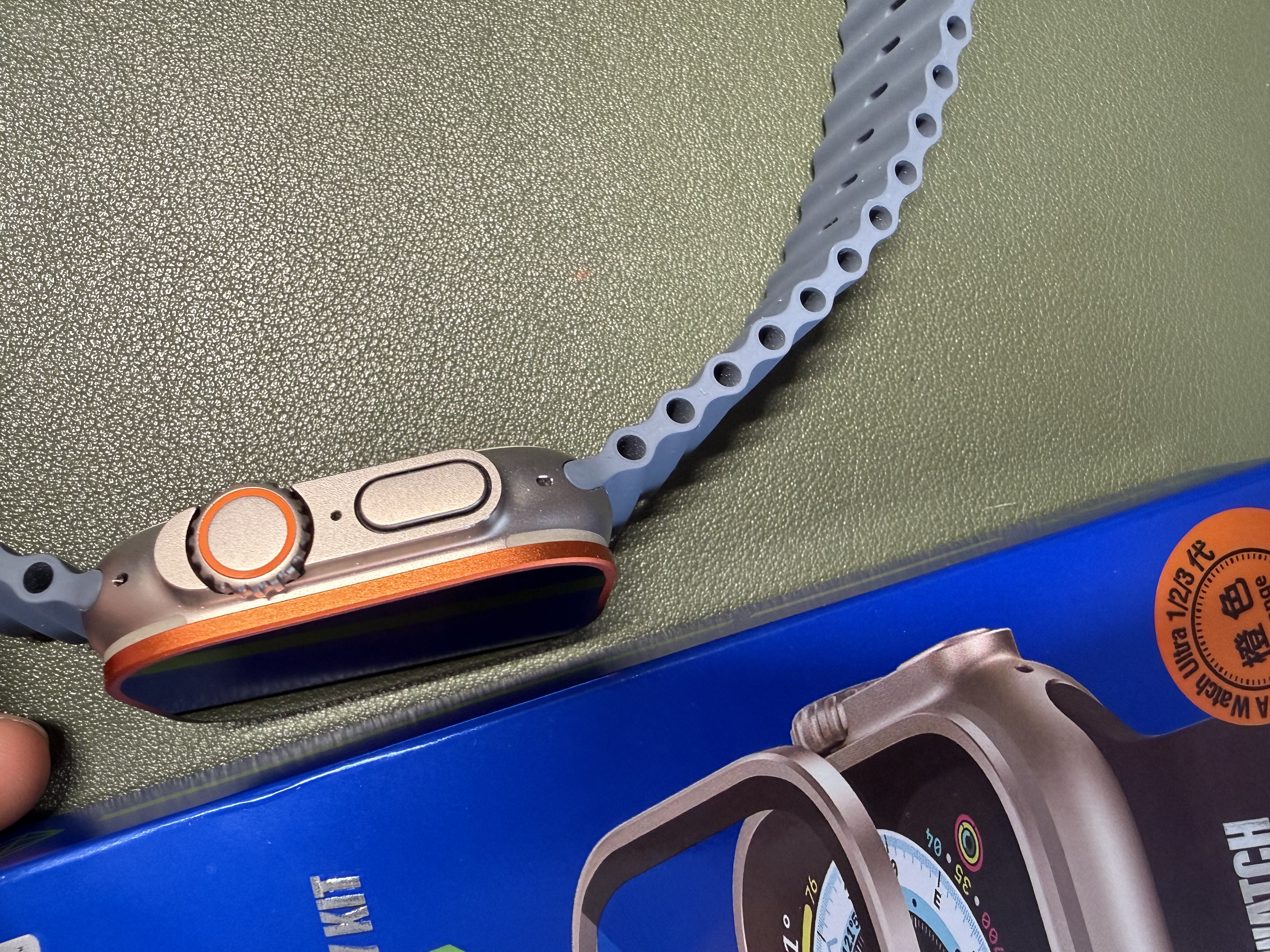 BLUEO蓝猩【蓝宝石壳膜一体】适用苹果ultra4手表膜apple watch ultra4/3/2/1保护膜钛金属框非钢化膜 苹果Ultra4/3/2/1【钛橙色】 蓝宝石双认证丨钛金属框膜一体丨 实拍图
