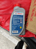 博世（BOSCH）DOT4 刹车油/制动液/离合器油 1L 通用型 一升装汽车养护套装 实拍图