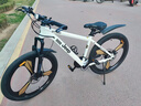 Jeep吉普山地车自行车学生成人减震碟刹通勤变速越野青少年巡航者C800 巡航者-一体轮-钢琴白 26寸(建议身高156-180cm) 24速运动版 实拍图