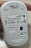 罗技（Logitech）M221 轻音鼠标 无线鼠标 办公鼠标 对称鼠标 带无线微型接收器 米白色 实拍图