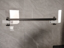 京东京造 反重力系列免打孔毛巾架太空铝浴巾架单杆厨房卫生间浴室60cm 实拍图